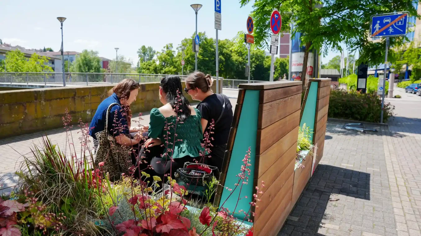 Neues Parklet am Enz-Ufer